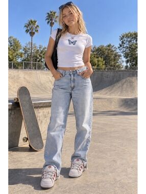 Vintage Levi’s SilverTab Loose Fit Jeans Size 3S Distressed